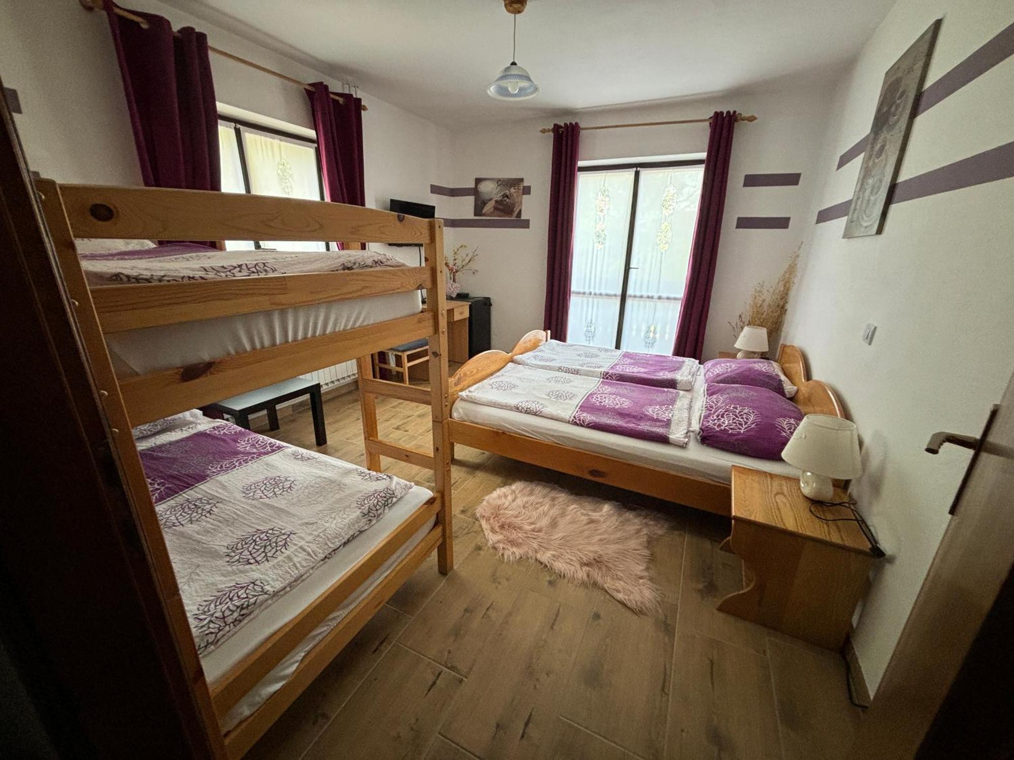 Guest House Kmecki Hram Fortuna Idrija Exterior photo
